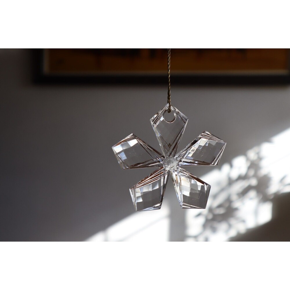 Lot of 5 Plastic Acrylic Clear Snowflake Ornaments Sun Face Celestial Sunburst - Picture 12 of 12